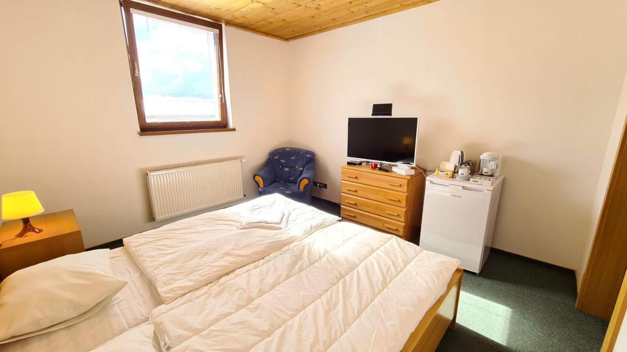 Apartman Kragujevska ジリナ エクステリア 写真