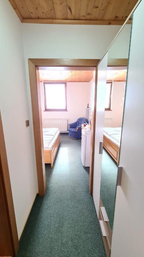 Apartman Kragujevska ジリナ エクステリア 写真