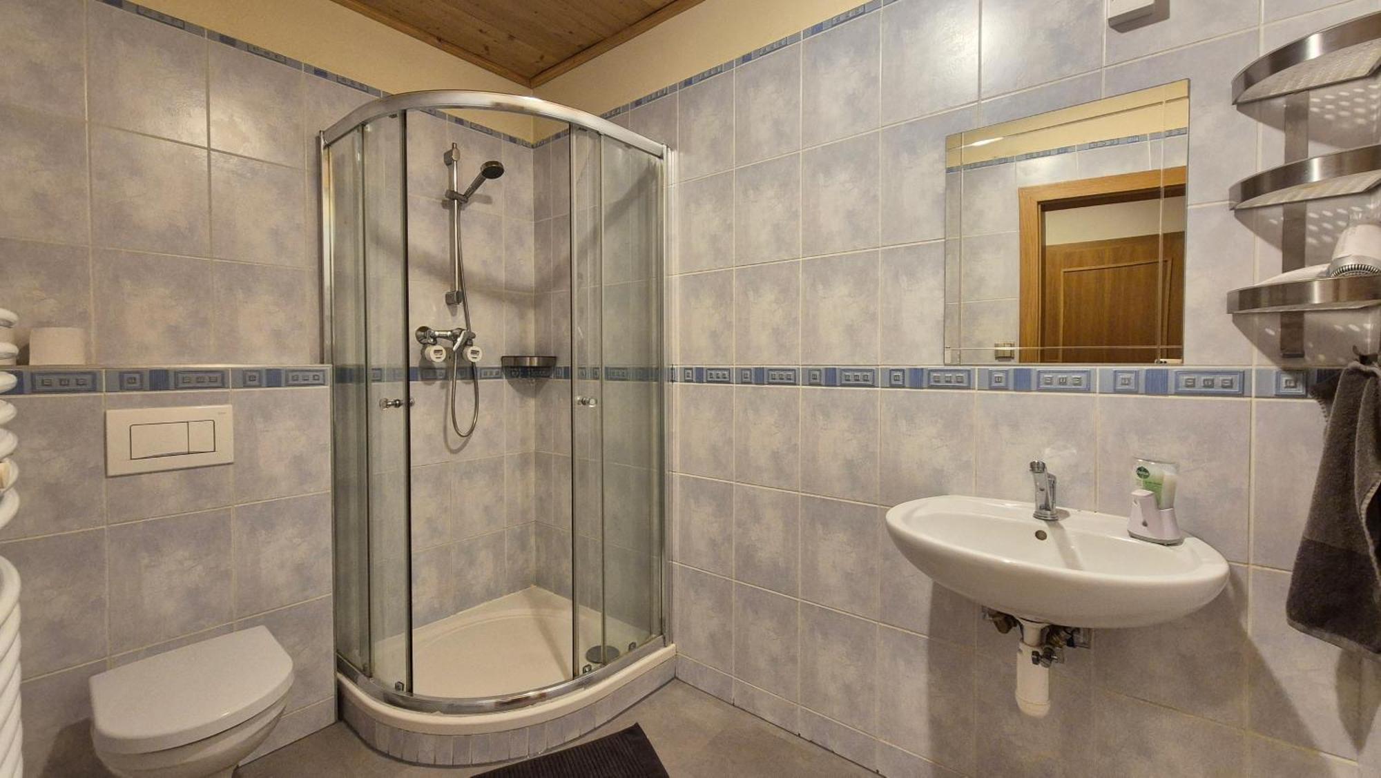 Apartman Kragujevska ジリナ エクステリア 写真