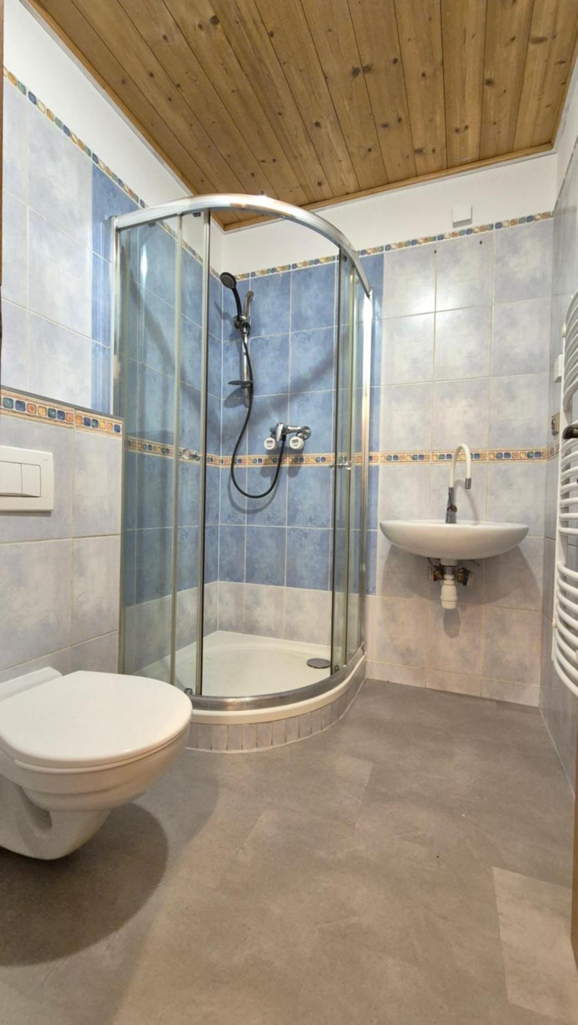 Apartman Kragujevska ジリナ エクステリア 写真